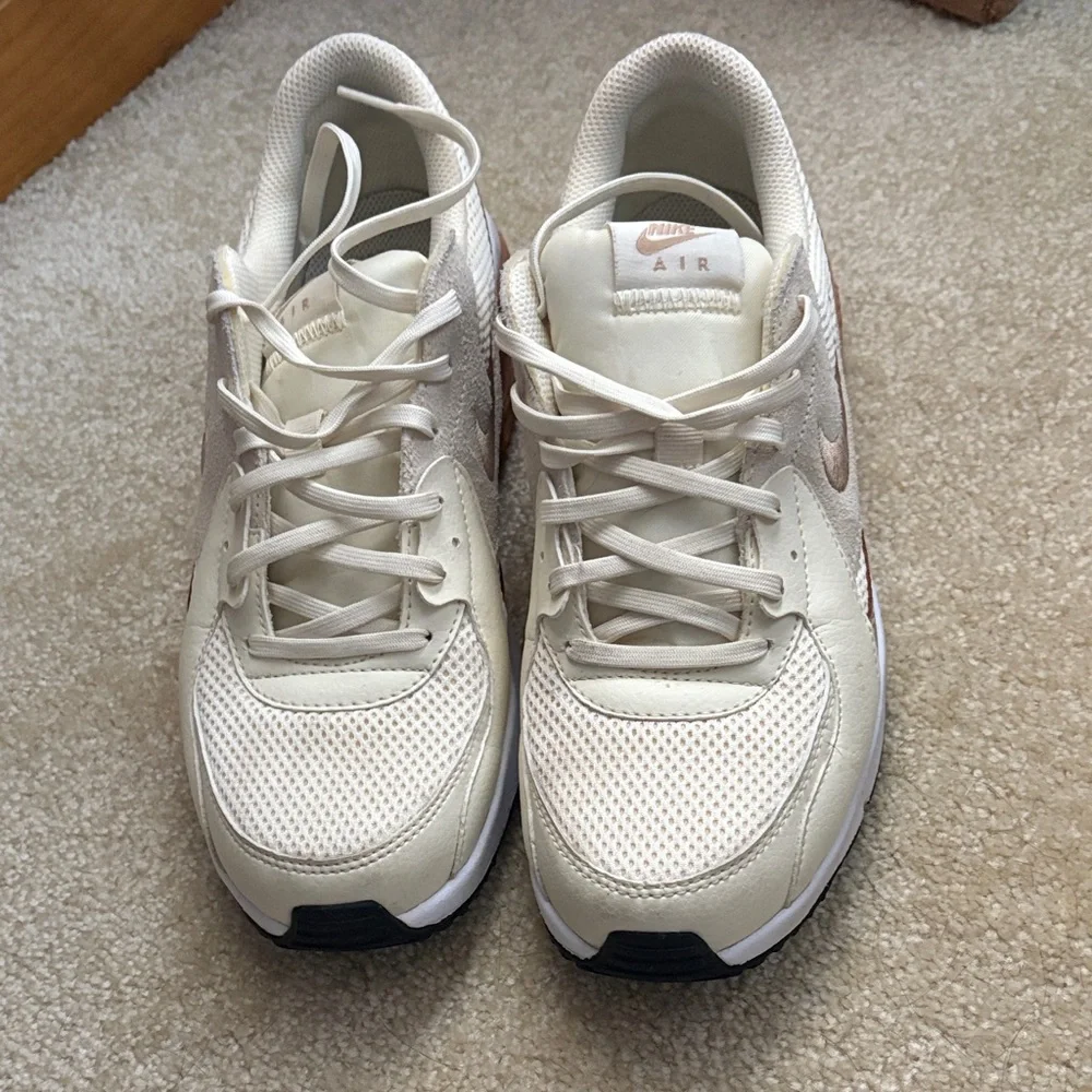 Nike Women’s Air Max Cream and Tan Athletic Sneakers - Picture 2 of 3
